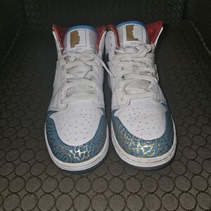 Jordan 1 Mid NC to Chicago sneaker